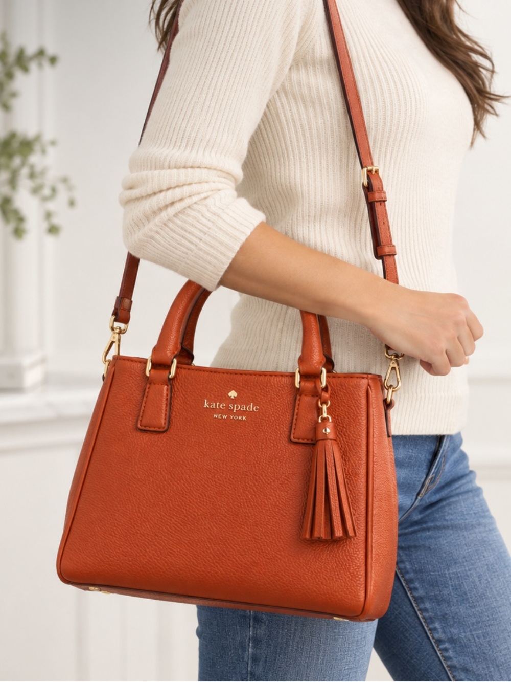 kate spade New York Chester Street Small Allyn Structured Satchel 2019